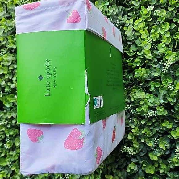 Kate Spade Green Strawberry Queen Sheet Set 100% Cotton Percale New - Picture 10 of 10